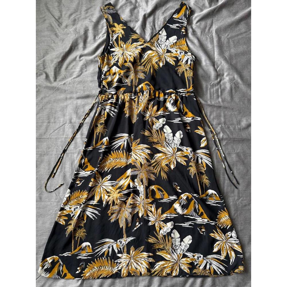 H&M Sleeveless Black & Gold Size 8 Hawaiian Print Midi Dress V Neck Flowy Beach
